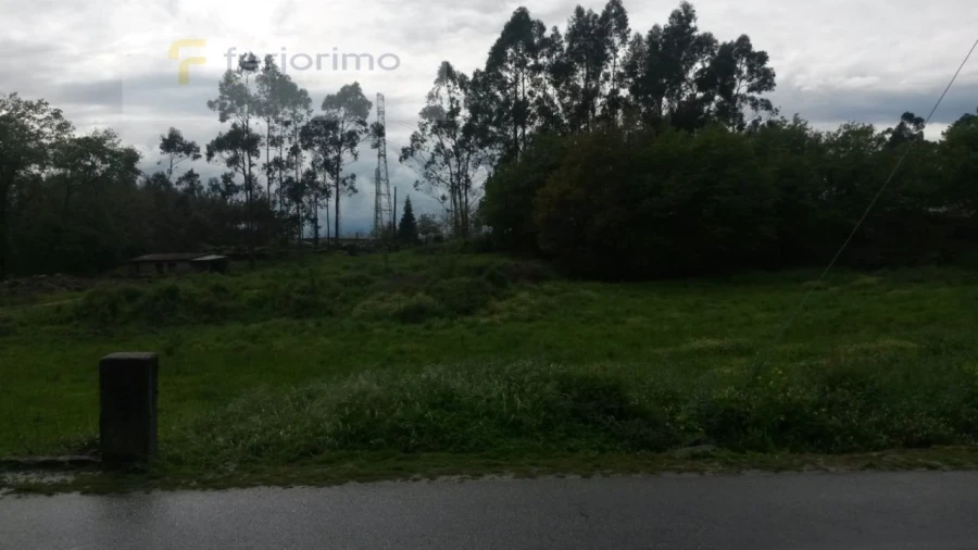 Terreno para Venda em Atães e Rendufe Foto 4