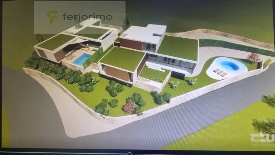 Terreno para Venda em Mesão Frio