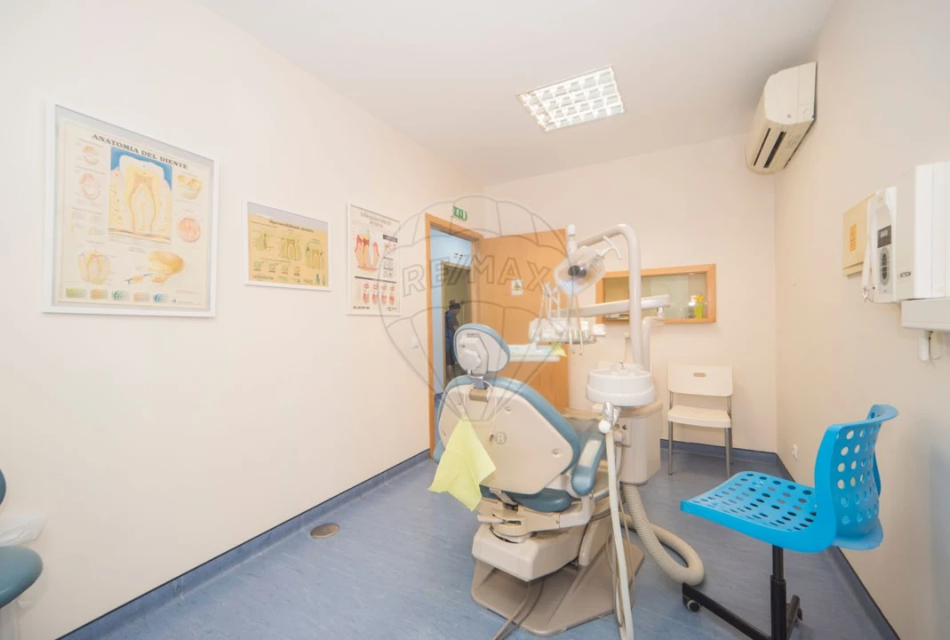 Negócio para Venda em Queluz e Belas Foto 6