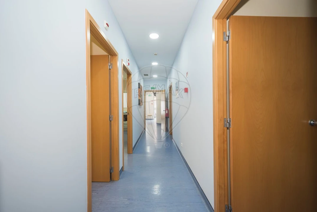 Negócio para Venda em Queluz e Belas Foto 11