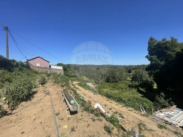 Terreno para Venda em O. Azeméis, Riba-Ul, Ul, Macinhata Seixa, Madail