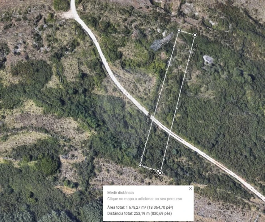 Terreno para Venda em Fanhões Foto 1