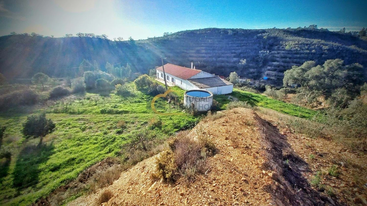 Moradia T3 para Venda em São Bartolomeu de Messines Foto 25