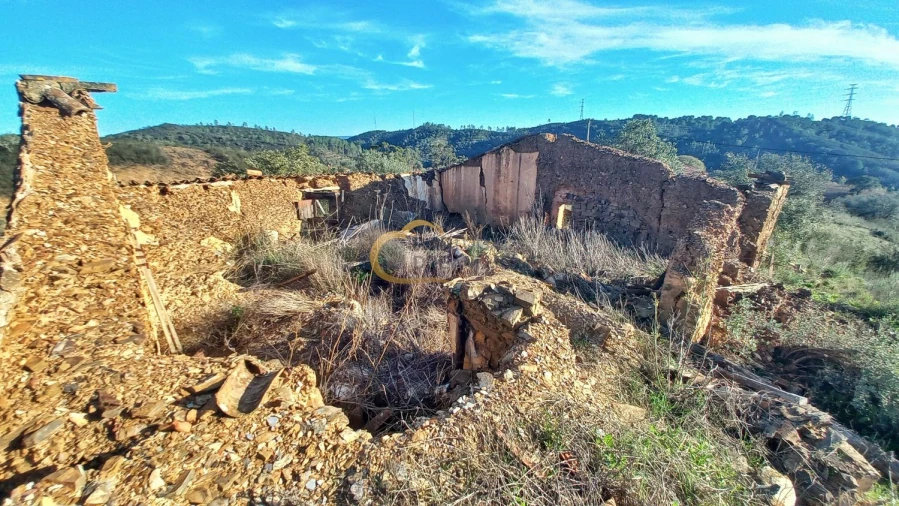 Moradia T3 para Venda em São Bartolomeu de Messines Foto 30