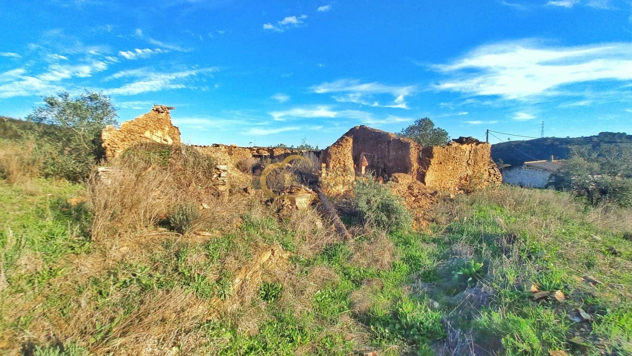 Moradia T3 para Venda em São Bartolomeu de Messines Foto 31