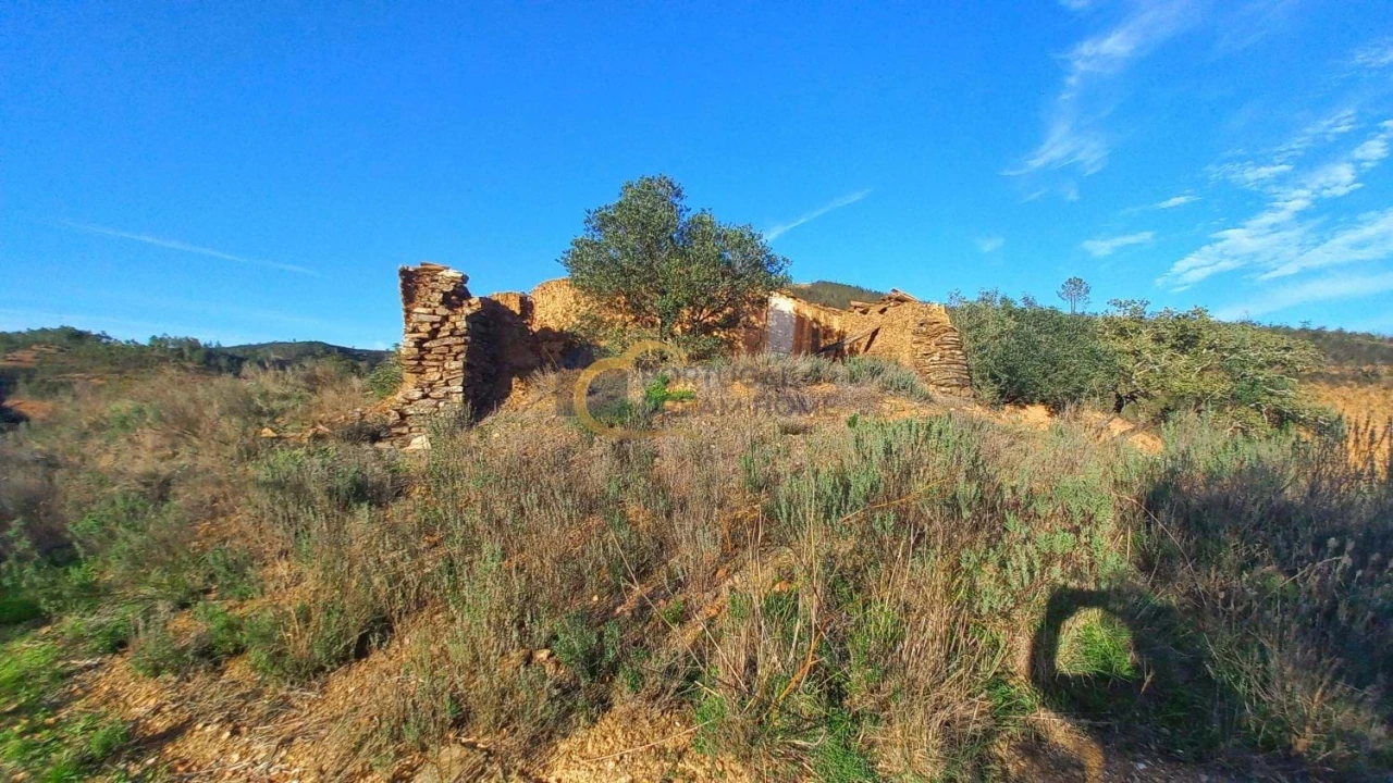 Moradia T3 para Venda em São Bartolomeu de Messines Foto 29