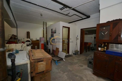 Moradia T4 para Venda em Albufeira e Olhos de Água