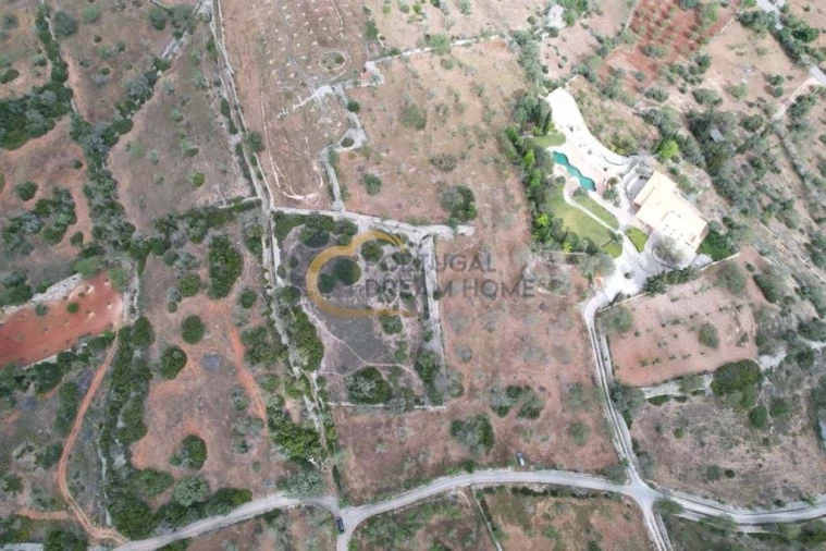 Moradia para Venda em Albufeira e Olhos de Água Foto 3