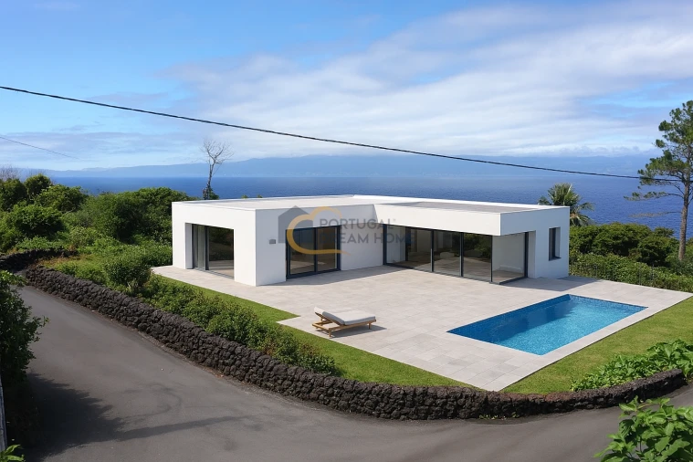 Terreno para Venda em Calheta de Nesquim Foto 2