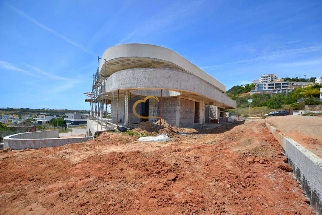 Moradia T4 para Venda em Albufeira e Olhos de Água Foto 7