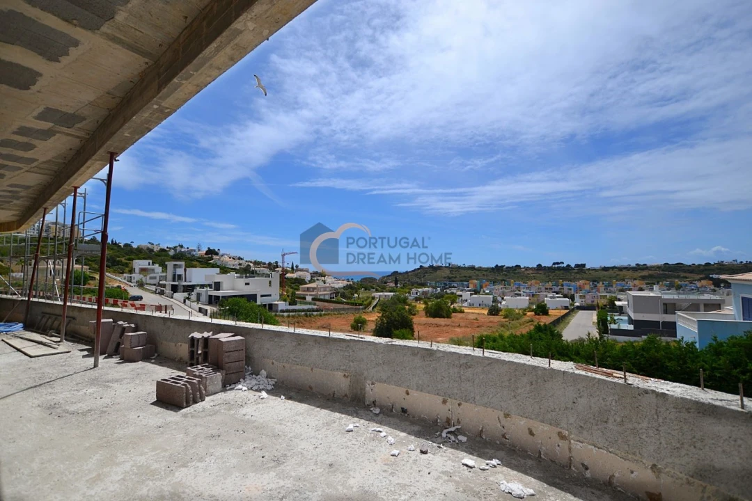 Moradia T4 para Venda em Albufeira e Olhos de Água Foto 9