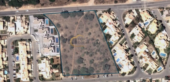 Terreno para Venda em Albufeira e Olhos de Água
