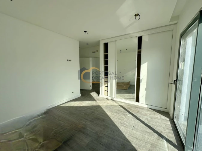 Moradia T3 para Venda em Albufeira e Olhos de Água Foto 5