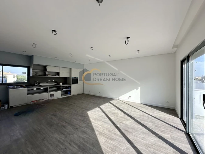 Moradia T3 para Venda em Albufeira e Olhos de Água Foto 4