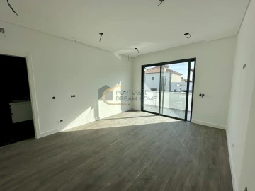 Moradia T3 para Venda em Albufeira e Olhos de Água