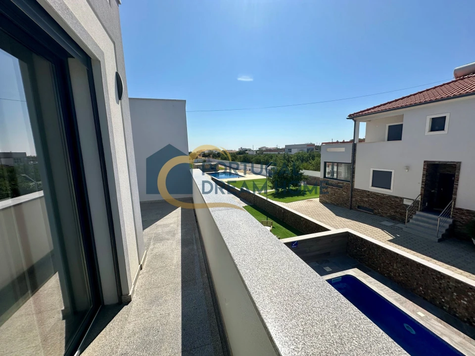 Moradia T3 para Venda em Albufeira e Olhos de Água Foto 21