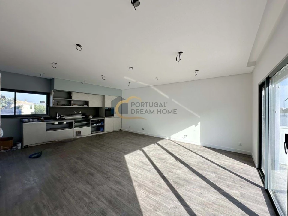 Moradia T3 para Venda em Albufeira e Olhos de Água Foto 5