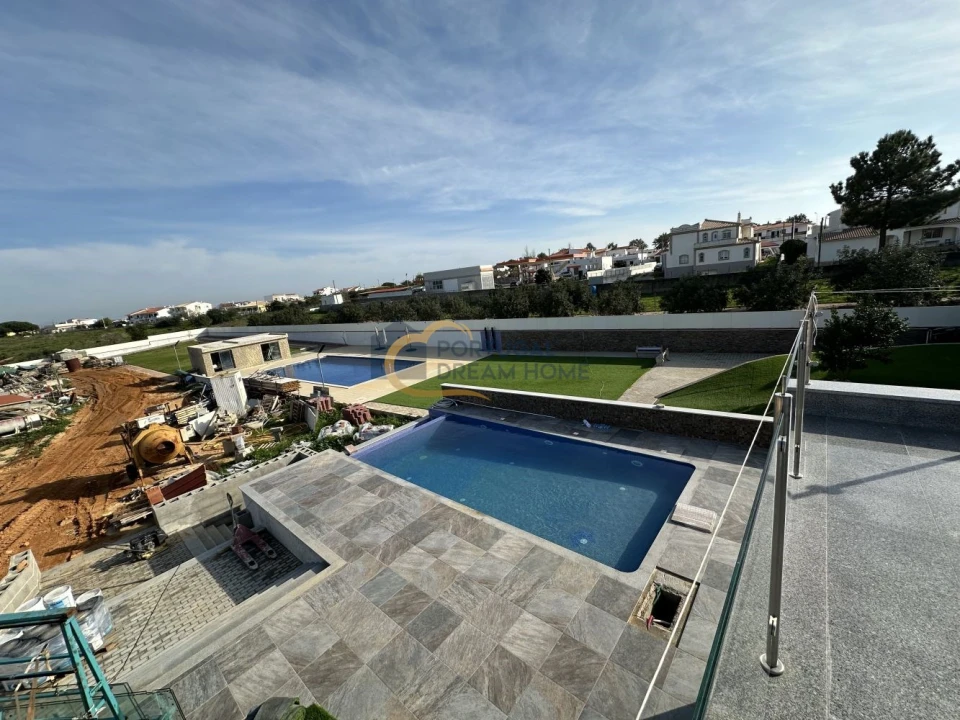 Moradia T3 para Venda em Albufeira e Olhos de Água Foto 3