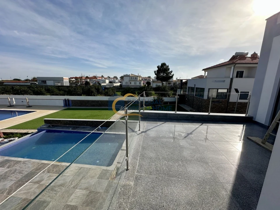 Moradia T3 para Venda em Albufeira e Olhos de Água Foto 12