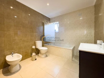 Moradia T4 para Venda em Silves