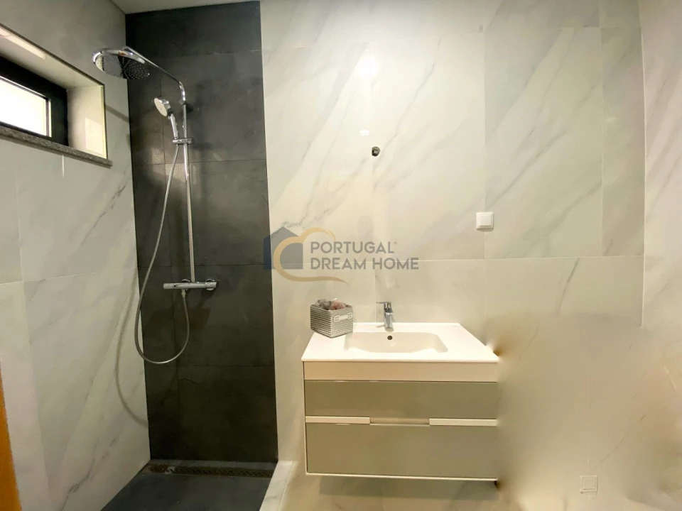 Apartamento para Venda em Albufeira e Olhos de Água Foto 12