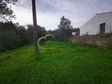 Moradia T2 para Venda em Faro (Sé e São Pedro)