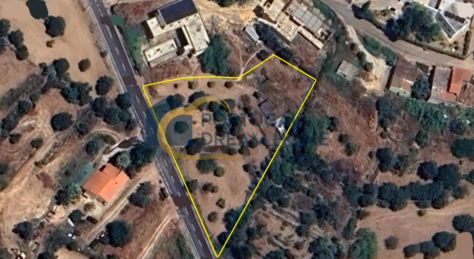 Moradia T2 para Venda em Faro (Sé e São Pedro) Foto 3
