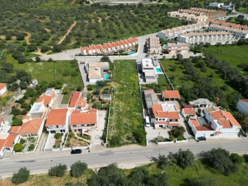 Terreno para Venda em Boliqueime