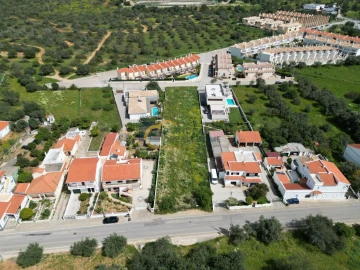 Terreno para Venda em Boliqueime