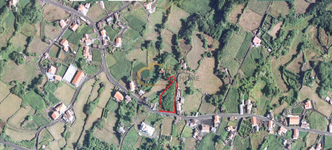 Terreno para Venda em Calheta de Nesquim Foto 2