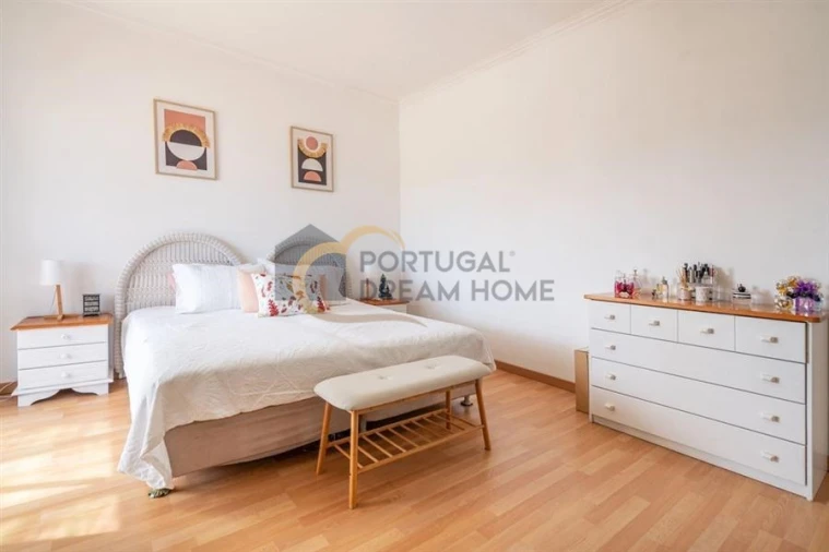 Moradia T5 para Venda em Quarteira Foto 38