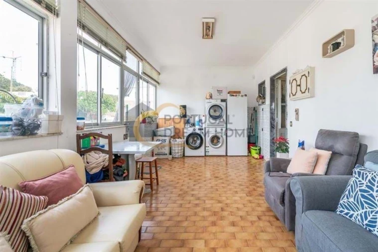 Moradia T5 para Venda em Quarteira Foto 40