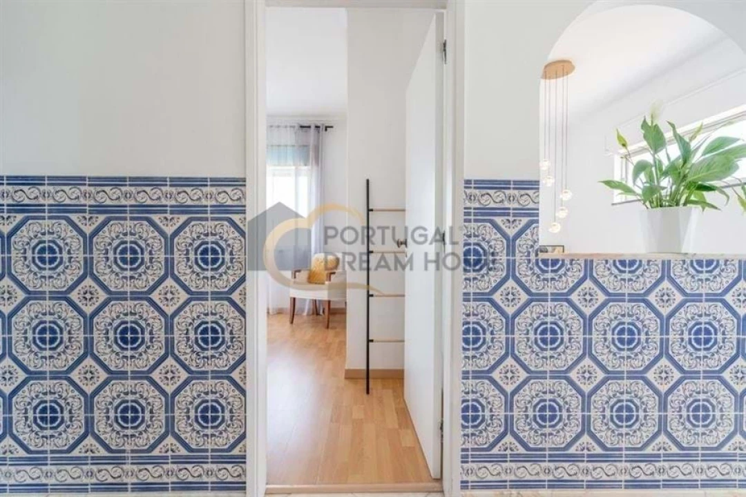 Moradia T5 para Venda em Quarteira Foto 33