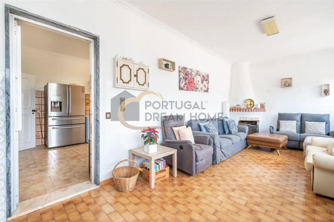 Moradia T5 para Venda em Quarteira Foto 42