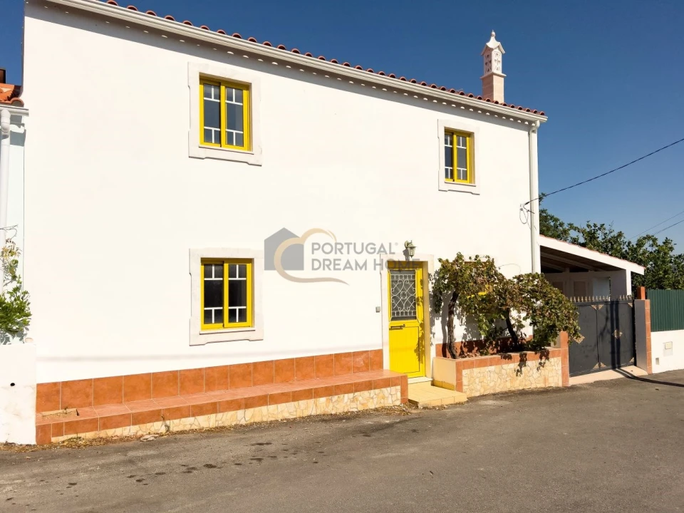 Moradia T4 para Venda em Albufeira e Olhos de Água Foto 1
