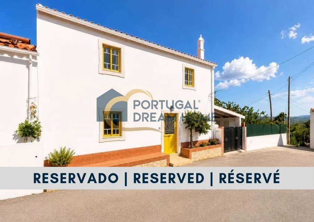 Moradia T4 para Venda em Albufeira e Olhos de Água Foto 1
