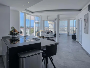Apartamento T3 para Venda em Albufeira e Olhos de Água