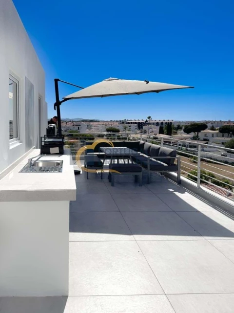 Apartamento T3 para Venda em Albufeira e Olhos de Água