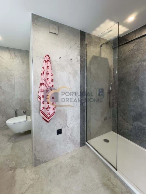 Apartamento T3 para Venda em Albufeira e Olhos de Água