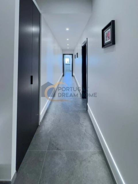 Apartamento T3 para Venda em Albufeira e Olhos de Água