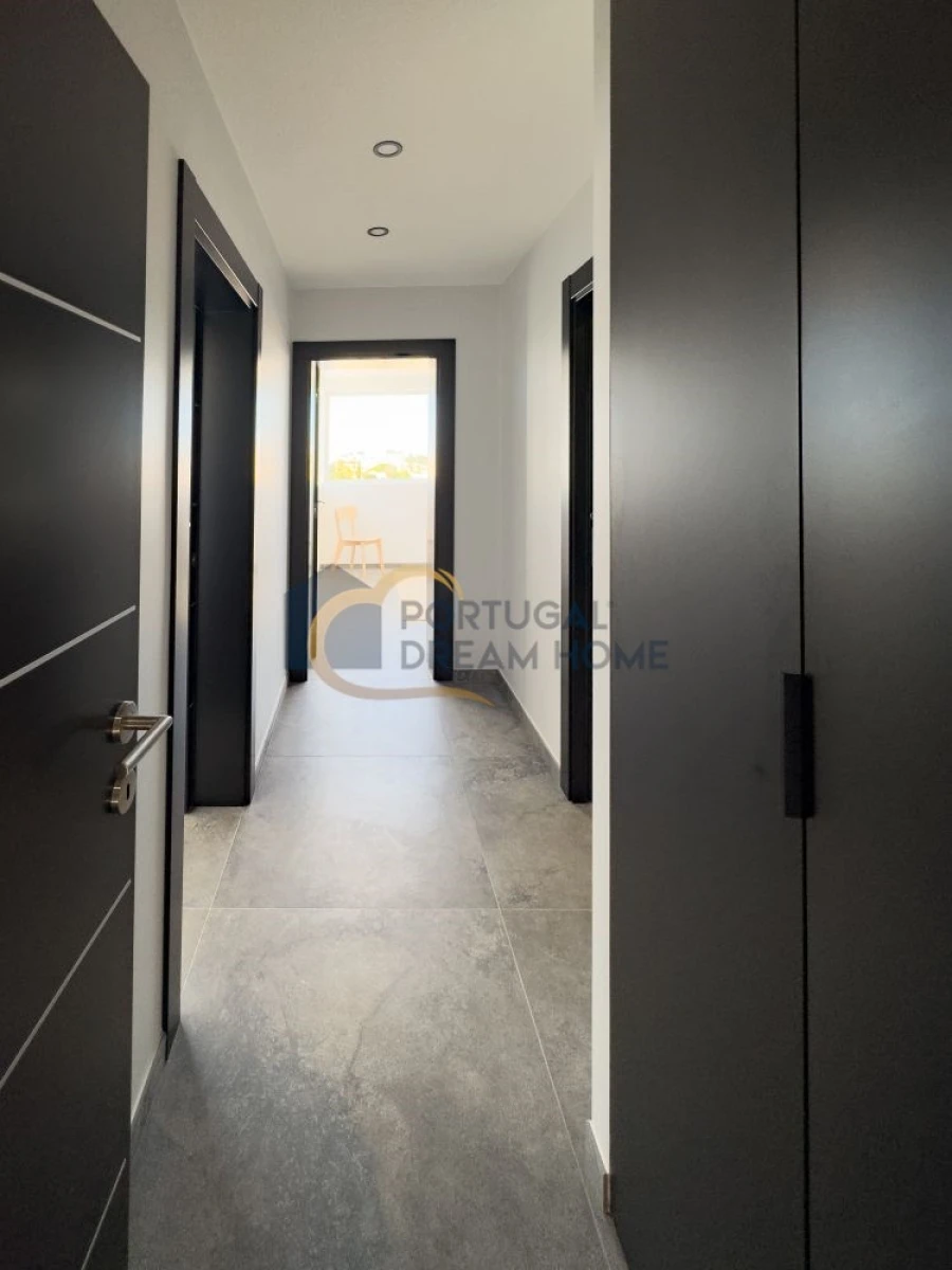 Apartamento T3 para Venda em Albufeira e Olhos de Água Foto 13