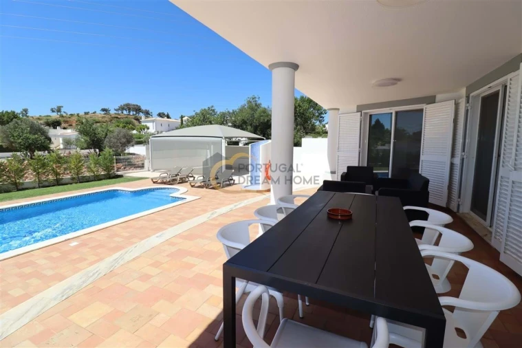 Moradia T5 para Venda em Albufeira e Olhos de Água Foto 15