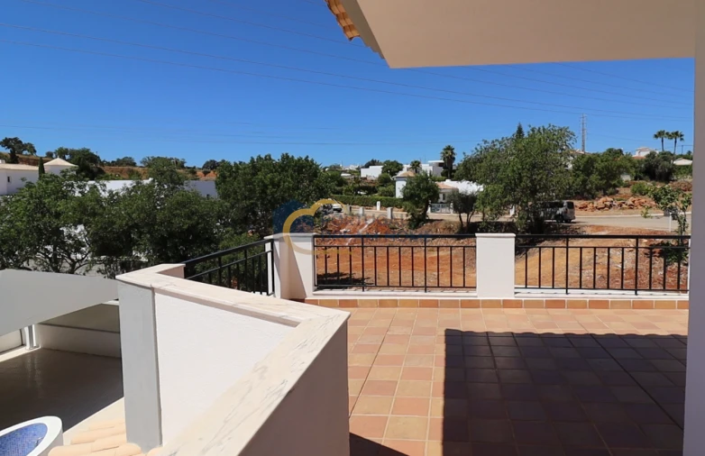 Moradia T5 para Venda em Albufeira e Olhos de Água Foto 48