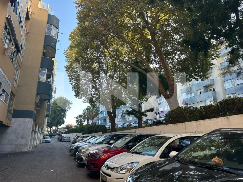 Armazém para Venda em Algés, Linda-A-Velha e Cruz Quebrada-Dafundo Foto 7