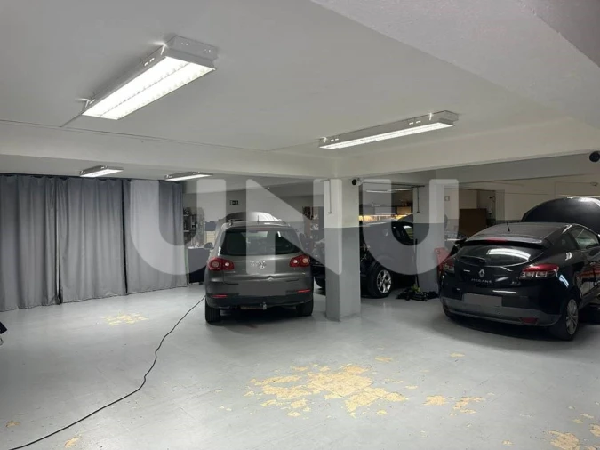 Armazém para Venda em Algés, Linda-A-Velha e Cruz Quebrada-Dafundo Foto 3