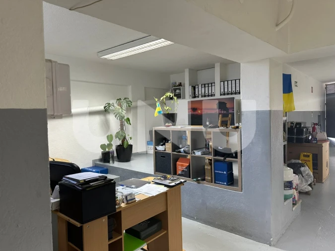 Armazém para Venda em Algés, Linda-A-Velha e Cruz Quebrada-Dafundo Foto 8