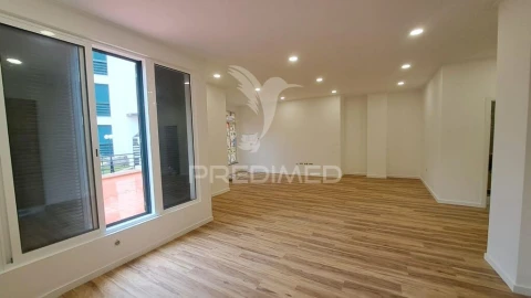 Apartamento T2 para Venda em Caniço