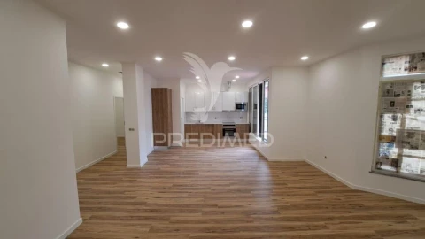 Apartamento T2 para Venda em Caniço