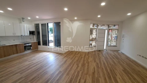 Apartamento T2 para Venda em Caniço