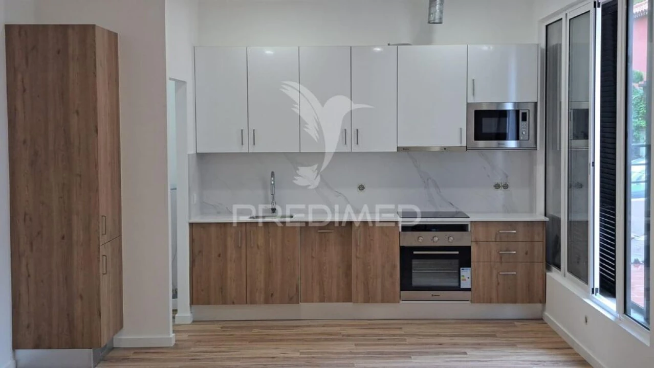 Apartamento T2 para Venda em Caniço Foto 11
